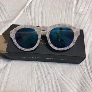 DIFF eyewear sunglasses